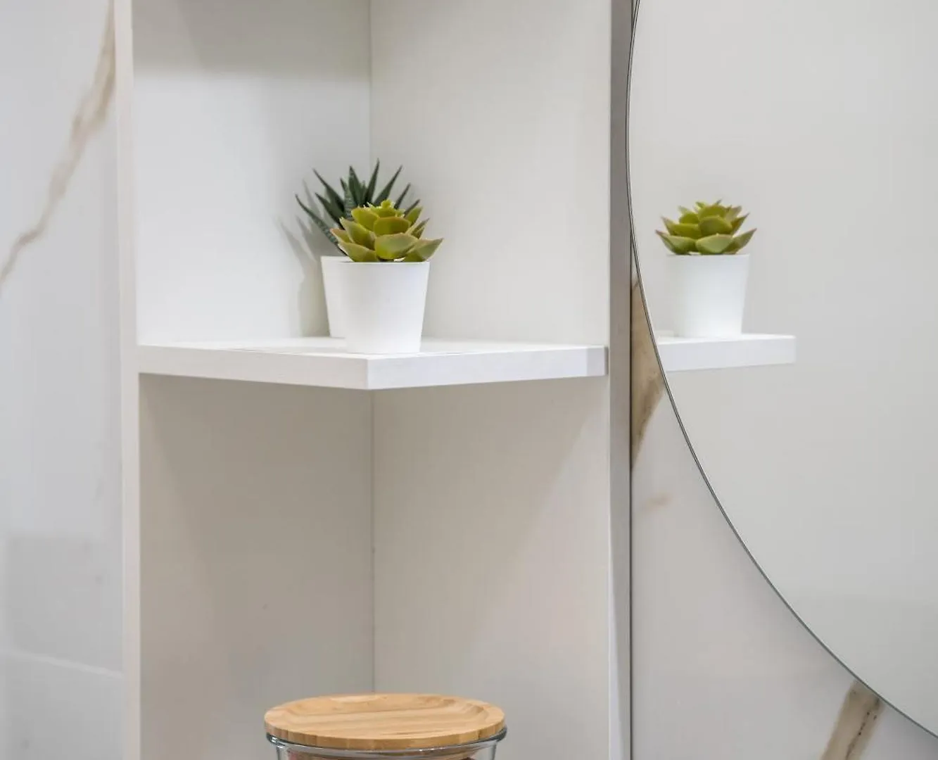 Shortmi Canonica Milán Apartamento